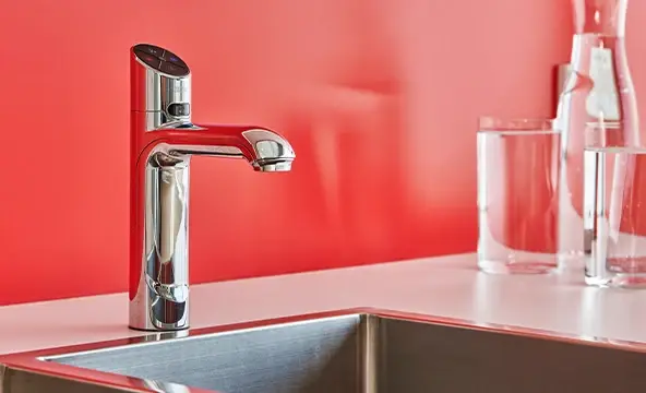 <img width="200" alt="Reasons zip hydrotap classic plus 6" src="https://culligan.pt/wp-content/themes/culligan-emea/img/four-reasons-module//reasons-zip-hydrotap-classic-plus-6.webp" /> Reasons zip hydrotap classic plus 6